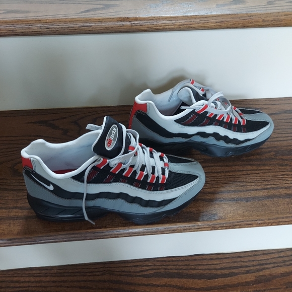 Nike Air Max - Picture 6 of 9